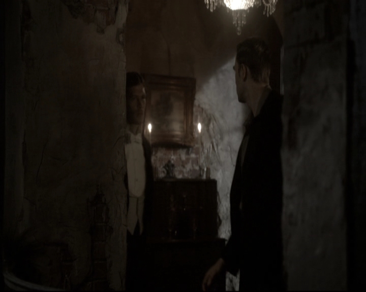 VampireDiariesWorld_dot_nl-TheOriginals_2x09TheMapOfMoments1992.jpg VampireDiariesWorld_dot_nl-TheOriginals_2x09TheMapOfMoments1992.jpg