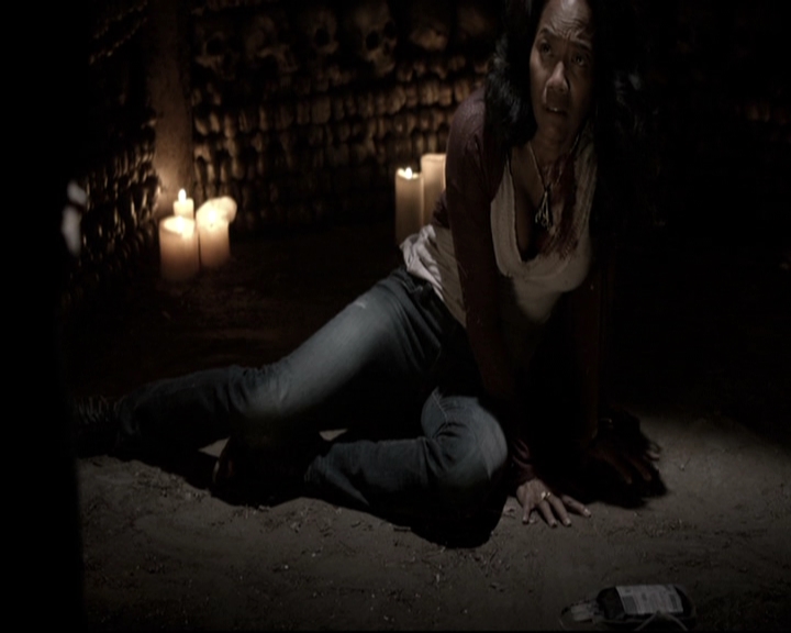 VampireDiariesWorld_dot_nl-TheOriginals_2x09TheMapOfMoments2170.jpg VampireDiariesWorld_dot_nl-TheOriginals_2x09TheMapOfMoments2170.jpg