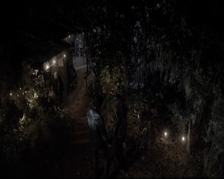 VampireDiariesWorld_dot_nl-TheOriginals_2x11BrotherhoodOfTheDamned2259.jpg VampireDiariesWorld_dot_nl-TheOriginals_2x11BrotherhoodOfTheDamned2259.jpg