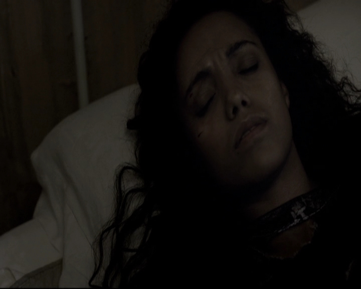 VampireDiariesWorld_dot_nl-TheOriginals_2x12Sanctuary0037.jpg VampireDiariesWorld_dot_nl-TheOriginals_2x12Sanctuary0037.jpg