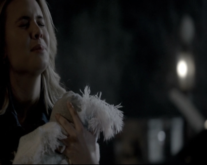 VampireDiariesWorld_dot_nl-TheOriginals_2x14GoodbyeILoveYou0027.jpg