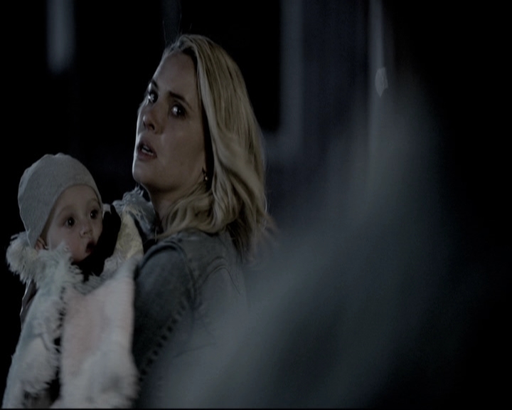 VampireDiariesWorld_dot_nl-TheOriginals_2x14GoodbyeILoveYou0040.jpg VampireDiariesWorld_dot_nl-TheOriginals_2x14GoodbyeILoveYou0040.jpg