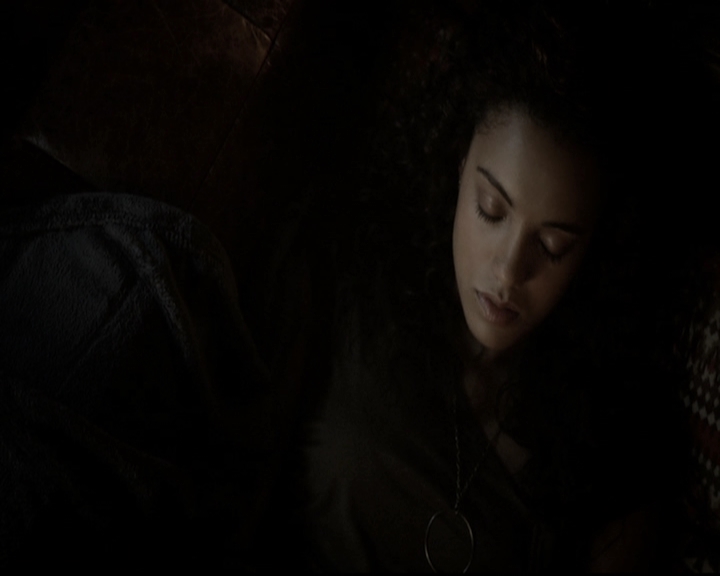 VampireDiariesWorld_dot_nl-TheOriginals_2x15TheyAllAskedForYou2221.jpg VampireDiariesWorld_dot_nl-TheOriginals_2x15TheyAllAskedForYou2221.jpg