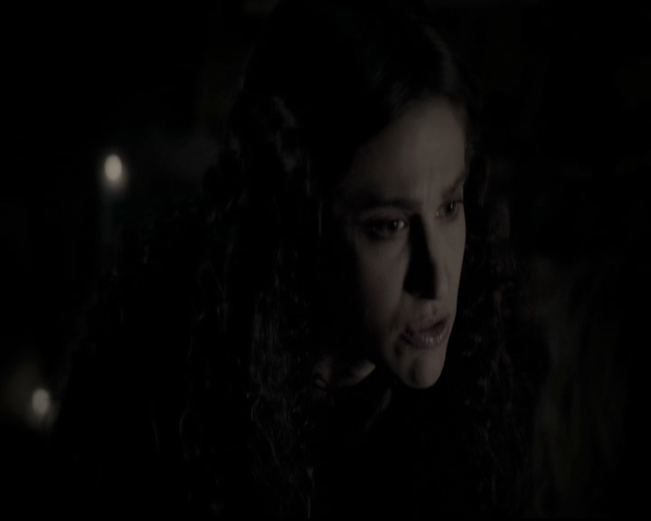 VampireDiariesWorld_dot_nl-TheOriginals_2x16SaveMySoul0025.jpg VampireDiariesWorld_dot_nl-TheOriginals_2x16SaveMySoul0025.jpg