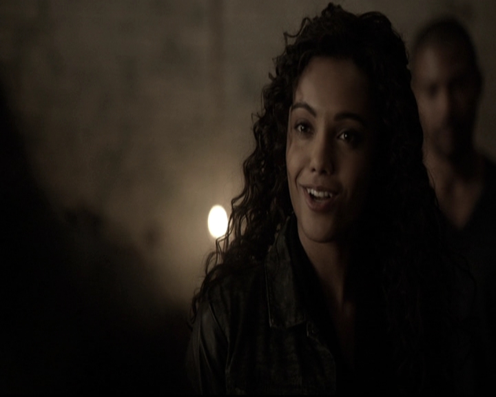 VampireDiariesWorld_dot_nl-TheOriginals_2x16SaveMySoul1834.jpg