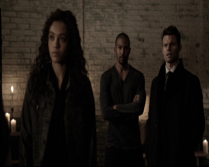 VampireDiariesWorld_dot_nl-TheOriginals_2x16SaveMySoul1855.jpg VampireDiariesWorld_dot_nl-TheOriginals_2x16SaveMySoul1855.jpg