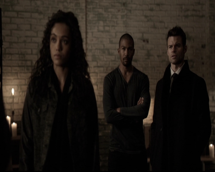 VampireDiariesWorld_dot_nl-TheOriginals_2x16SaveMySoul1856.jpg VampireDiariesWorld_dot_nl-TheOriginals_2x16SaveMySoul1856.jpg