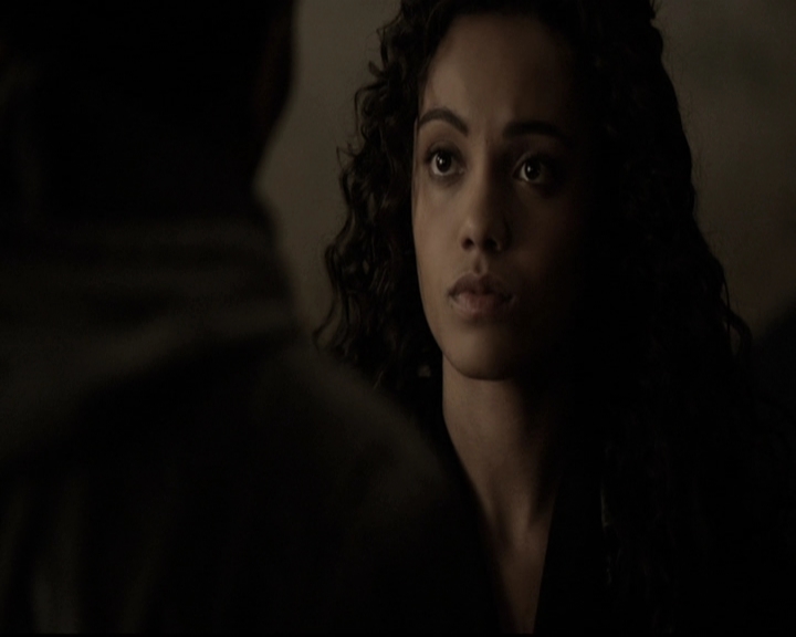 VampireDiariesWorld_dot_nl-TheOriginals_2x16SaveMySoul1859.jpg VampireDiariesWorld_dot_nl-TheOriginals_2x16SaveMySoul1859.jpg