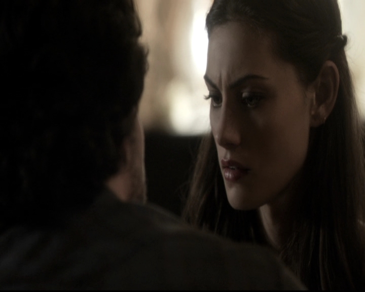 VampireDiariesWorld_dot_nl-TheOriginals_2x18NightHasAThousandEyes0405.jpg