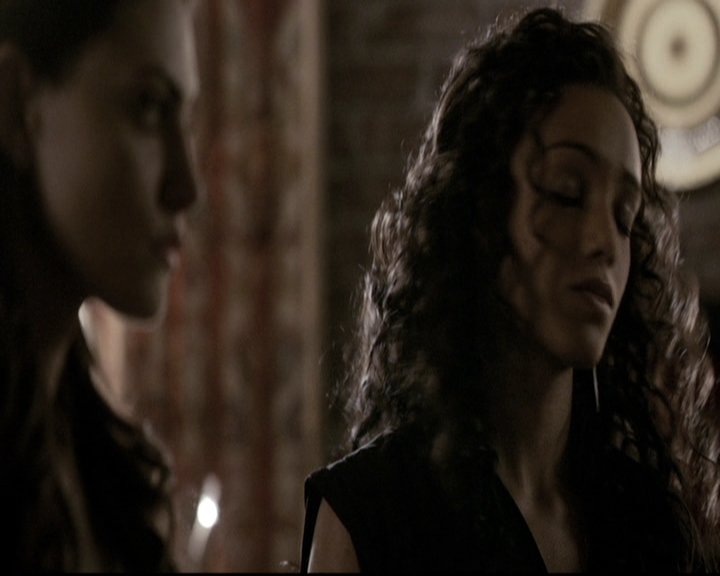 VampireDiariesWorld_dot_nl-TheOriginals_2x18NightHasAThousandEyes1093.jpg