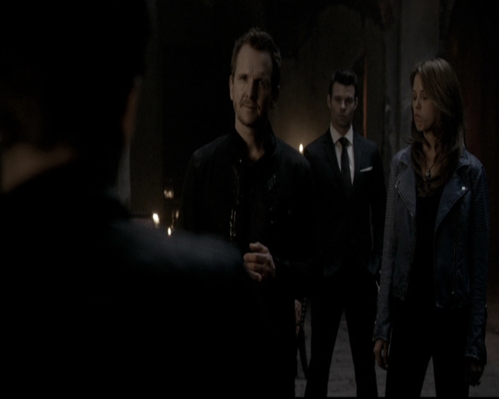 VampireDiariesWorld_dot_nl-TheOriginals_2x18NightHasAThousandEyes2009.jpg VampireDiariesWorld_dot_nl-TheOriginals_2x18NightHasAThousandEyes2009.jpg