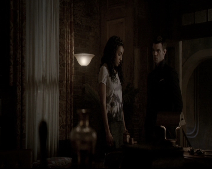 VampireDiariesWorld_dot_nl-TheOriginals_2x20CityBeneathTheSea2141.jpg