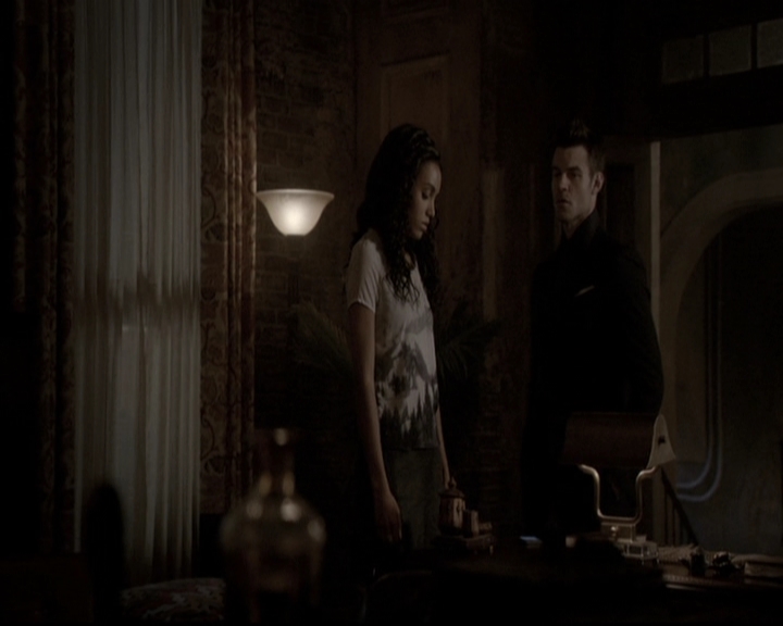 VampireDiariesWorld_dot_nl-TheOriginals_2x20CityBeneathTheSea2142.jpg