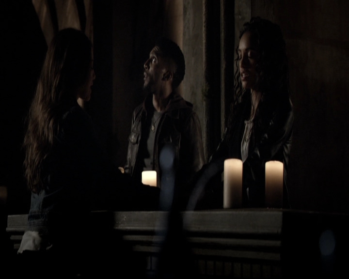 VampireDiariesWorld_dot_nl-TheOriginals_2x21FireWithFire0077.jpg VampireDiariesWorld_dot_nl-TheOriginals_2x21FireWithFire0077.jpg