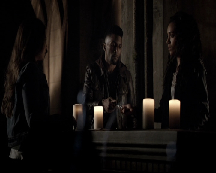VampireDiariesWorld_dot_nl-TheOriginals_2x21FireWithFire0092.jpg VampireDiariesWorld_dot_nl-TheOriginals_2x21FireWithFire0092.jpg