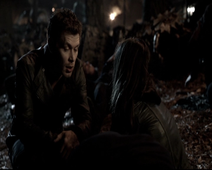 VampireDiariesWorld_dot_nl-TheOriginals_2x21FireWithFire1930.jpg VampireDiariesWorld_dot_nl-TheOriginals_2x21FireWithFire1930.jpg
