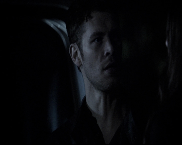 VampireDiariesWorld_dot_nl-TheOriginals_2x21FireWithFire2211.jpg VampireDiariesWorld_dot_nl-TheOriginals_2x21FireWithFire2211.jpg