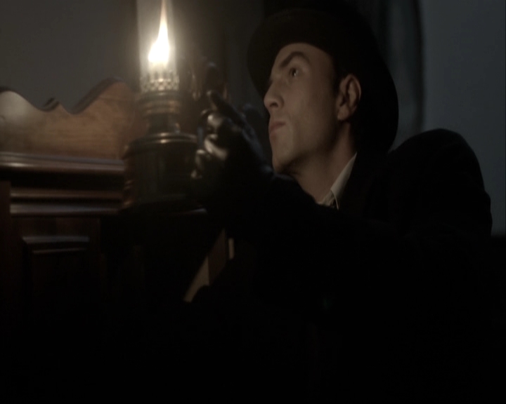 VampireDiariesWorld-dot-nl_TheOriginals-S3TheAwakeningsWebSeries-LockedIn0025.jpg VampireDiariesWorld-dot-nl_TheOriginals-S3TheAwakeningsWebSeries-LockedIn0025.jpg