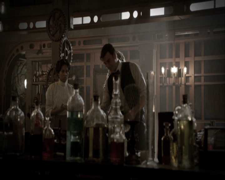 VampireDiariesWorld-dot-nl_TheOriginals-S3TheAwakeningsWebSeries-Trickster0044.jpg VampireDiariesWorld-dot-nl_TheOriginals-S3TheAwakeningsWebSeries-Trickster0044.jpg