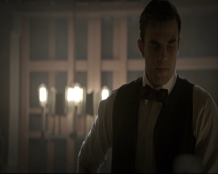VampireDiariesWorld-dot-nl_TheOriginals-S3TheAwakeningsWebSeries-Trickster0054.jpg VampireDiariesWorld-dot-nl_TheOriginals-S3TheAwakeningsWebSeries-Trickster0054.jpg