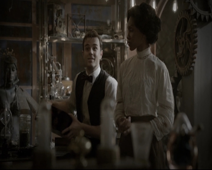 VampireDiariesWorld-dot-nl_TheOriginals-S3TheAwakeningsWebSeries-Trickster0085.jpg VampireDiariesWorld-dot-nl_TheOriginals-S3TheAwakeningsWebSeries-Trickster0085.jpg