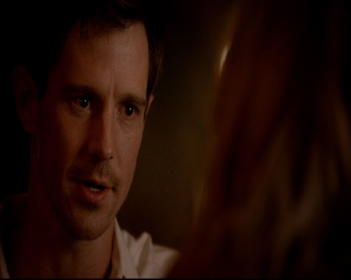 VampireDiariesWorld-dot-nl_TheOriginals_3x02YouHungTheMoon0899.jpg