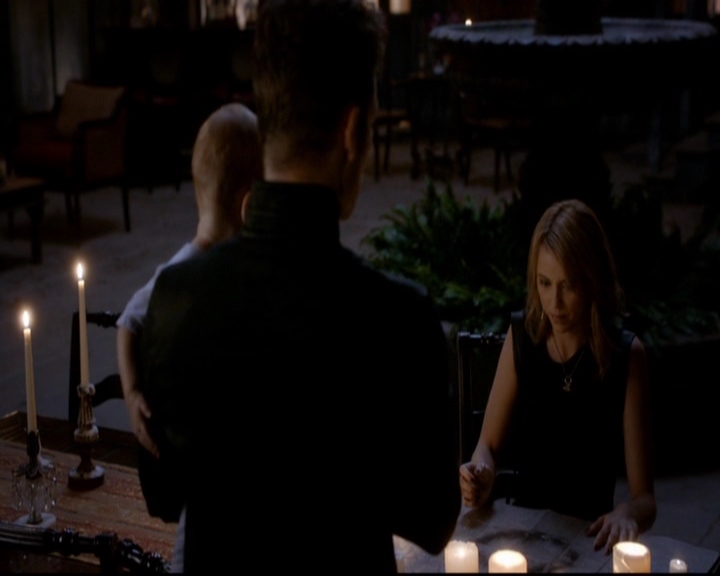 VampireDiariesWorld-dot-nl_TheOriginals_3x02YouHungTheMoon0945.jpg VampireDiariesWorld-dot-nl_TheOriginals_3x02YouHungTheMoon0945.jpg