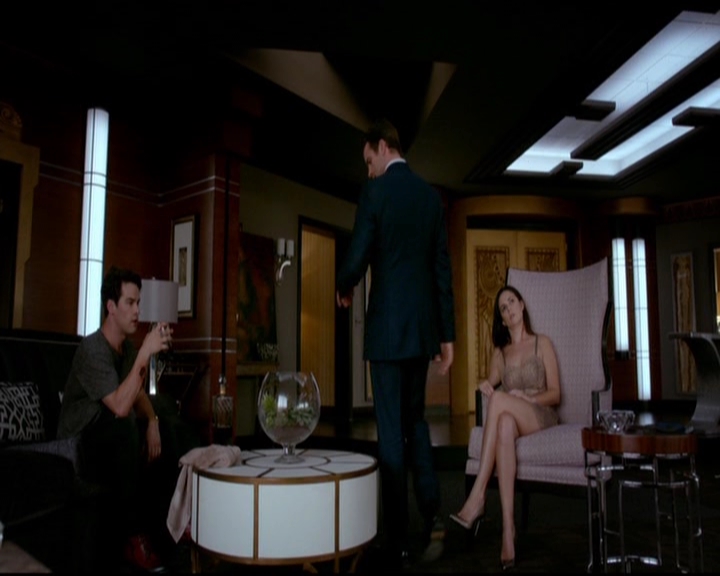 VampireDiariesWorld-dot-nl_TheOriginals_3x02YouHungTheMoon1116.jpg VampireDiariesWorld-dot-nl_TheOriginals_3x02YouHungTheMoon1116.jpg