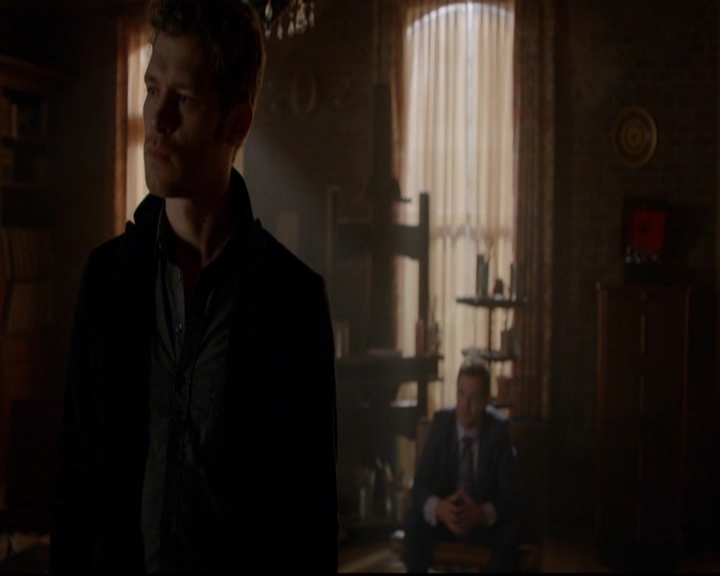 VampireDiariesWorld-dot-nl_TheOriginals_3x07OutOfTheEasy1348.jpg VampireDiariesWorld-dot-nl_TheOriginals_3x07OutOfTheEasy1348.jpg