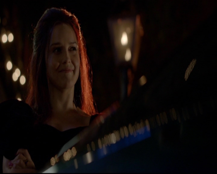 VampireDiariesWorld-dot-nl_TheOriginals_3x07OutOfTheEasy2133.jpg VampireDiariesWorld-dot-nl_TheOriginals_3x07OutOfTheEasy2133.jpg