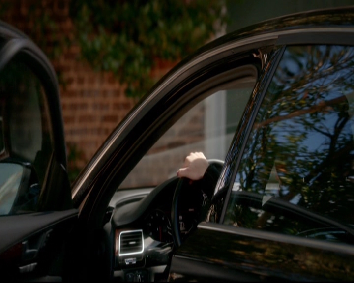 VampireDiariesWorld-dot-nl_TheOriginals_3x08TheOtherGirlInNewOrleans0012.jpg VampireDiariesWorld-dot-nl_TheOriginals_3x08TheOtherGirlInNewOrleans0012.jpg