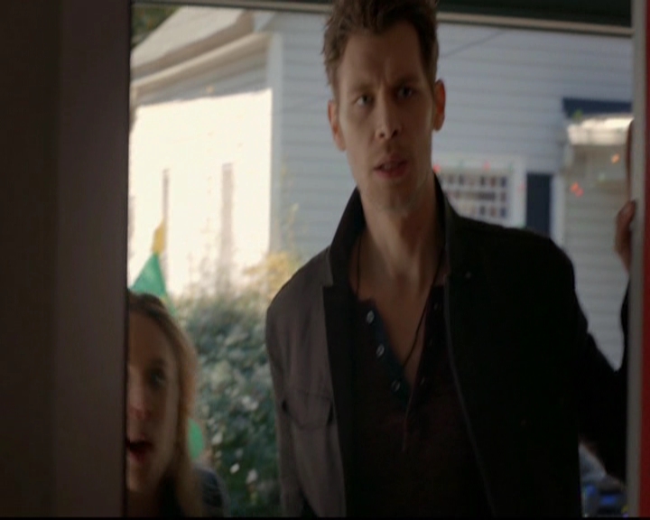 VampireDiariesWorld-dot-nl_TheOriginals_3x09Savior0610.jpg