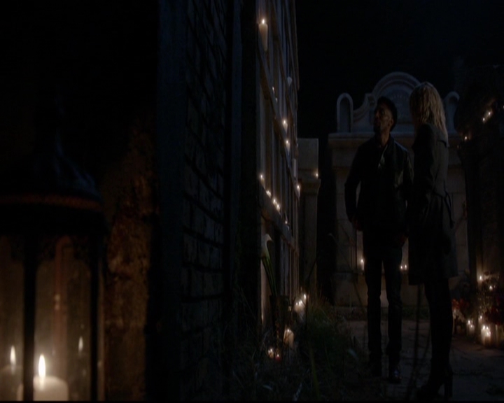 VampireDiariesWorld-dot-nl_TheOriginals_3x10AGhostAlongTheMississippi1973.jpg VampireDiariesWorld-dot-nl_TheOriginals_3x10AGhostAlongTheMississippi1973.jpg