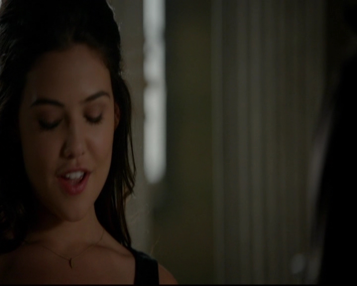 VampireDiariesWorld-dot-nl_TheOriginals_3x13HeartShapedBox1010.jpg VampireDiariesWorld-dot-nl_TheOriginals_3x13HeartShapedBox1010.jpg