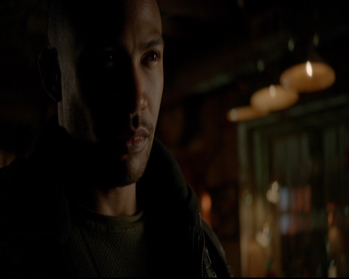 VampireDiariesWorld-dot-nl_TheOriginals_3x13HeartShapedBox2074.jpg VampireDiariesWorld-dot-nl_TheOriginals_3x13HeartShapedBox2074.jpg