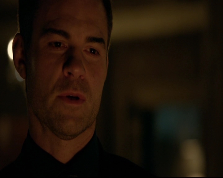 VampireDiariesWorld-dot-nl_TheOriginals_3x15AnOldFriendCalls1915.jpg VampireDiariesWorld-dot-nl_TheOriginals_3x15AnOldFriendCalls1915.jpg