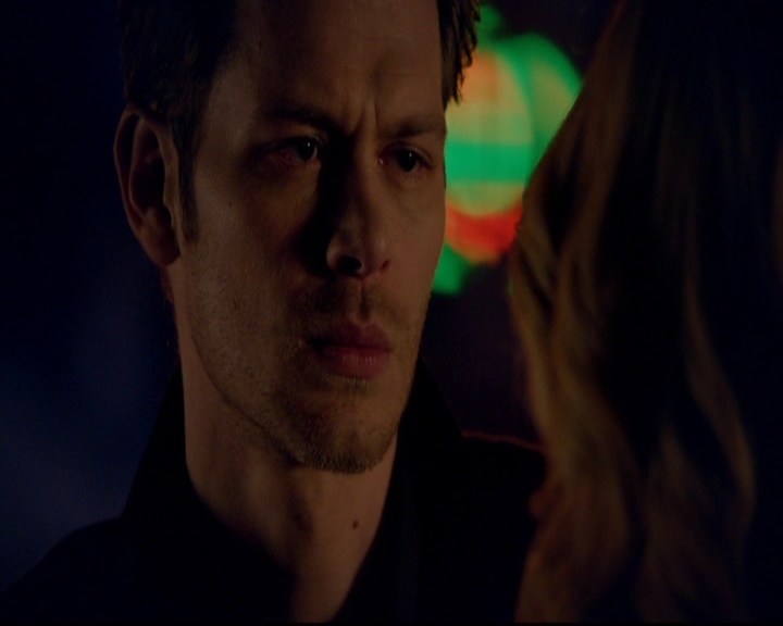 VampireDiariesWorld-dot-nl_TheOriginals_3x19NoMoreHeartbreaks1816.jpg VampireDiariesWorld-dot-nl_TheOriginals_3x19NoMoreHeartbreaks1816.jpg