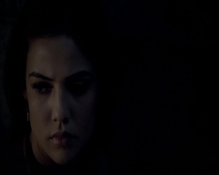 VampireDiariesWorld-dot-nl_TheOriginals_3x20WhereNothingStaysBuried0606.jpg VampireDiariesWorld-dot-nl_TheOriginals_3x20WhereNothingStaysBuried0606.jpg