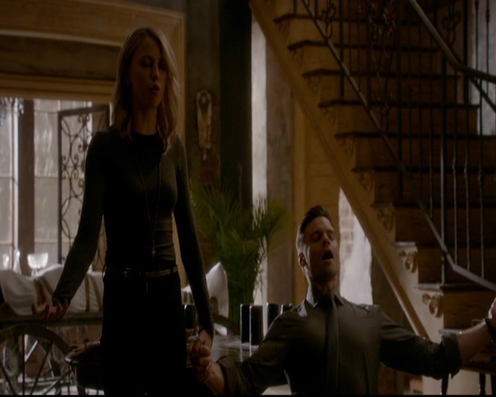 VampireDiariesWorld-dot-nl_TheOriginals_3x20WhereNothingStaysBuried0669.jpg VampireDiariesWorld-dot-nl_TheOriginals_3x20WhereNothingStaysBuried0669.jpg