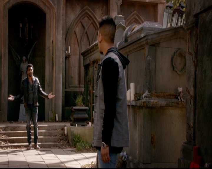 VampireDiariesWorld-dot-nl_TheOriginals_3x20WhereNothingStaysBuried0978.jpg