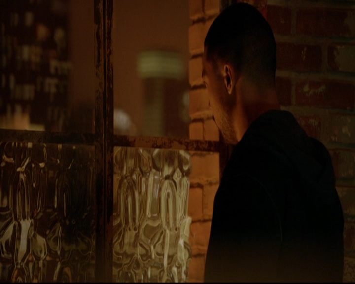 VampireDiariesWorld-dot-nl_TheOriginals_3x20WhereNothingStaysBuried2219.jpg VampireDiariesWorld-dot-nl_TheOriginals_3x20WhereNothingStaysBuried2219.jpg