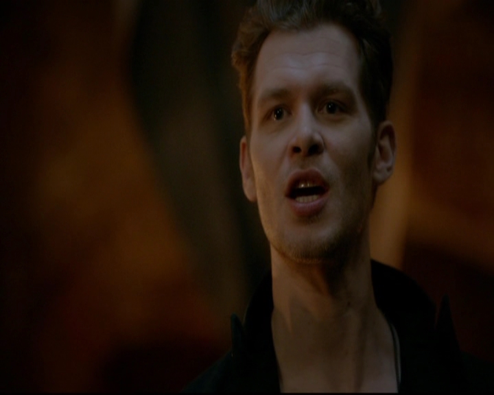 VampireDiariesWorld-dot-nl_TheOriginals_3x22TheBloodyCrown1702.jpg VampireDiariesWorld-dot-nl_TheOriginals_3x22TheBloodyCrown1702.jpg