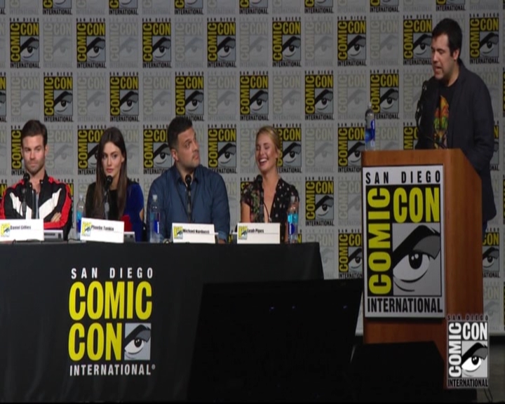 VampireDiariesWorld-dot-nl_TheOriginals_Season3-2015ComicConPanel0573.jpg VampireDiariesWorld-dot-nl_TheOriginals_Season3-2015ComicConPanel0573.jpg