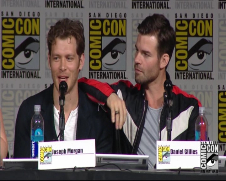 VampireDiariesWorld-dot-nl_TheOriginals_Season3-2015ComicConPanel1357.jpg VampireDiariesWorld-dot-nl_TheOriginals_Season3-2015ComicConPanel1357.jpg