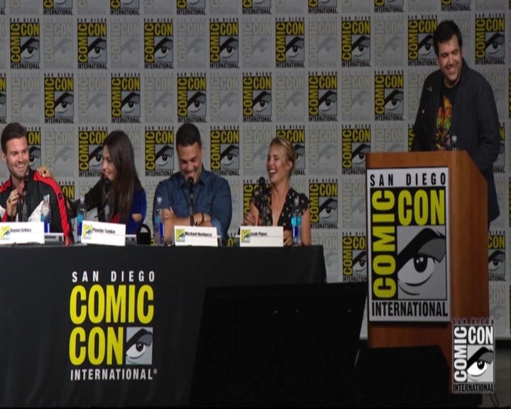 VampireDiariesWorld-dot-nl_TheOriginals_Season3-2015ComicConPanel1476.jpg