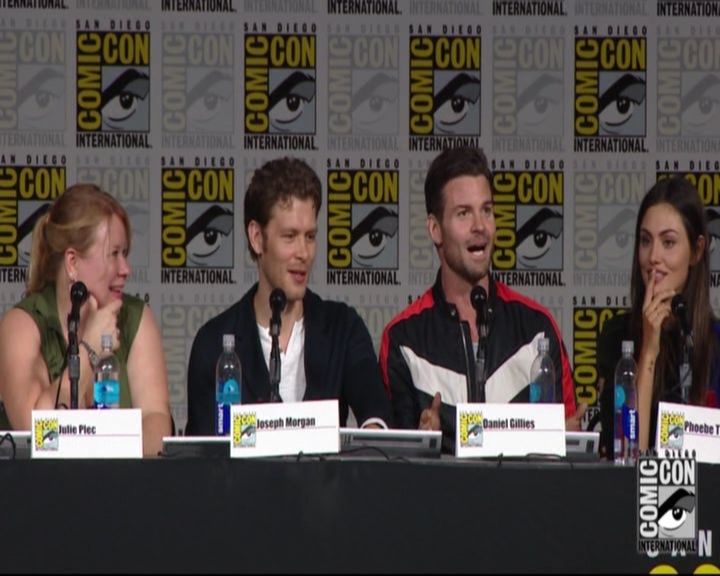 VampireDiariesWorld-dot-nl_TheOriginals_Season3-2015ComicConPanel1482.jpg