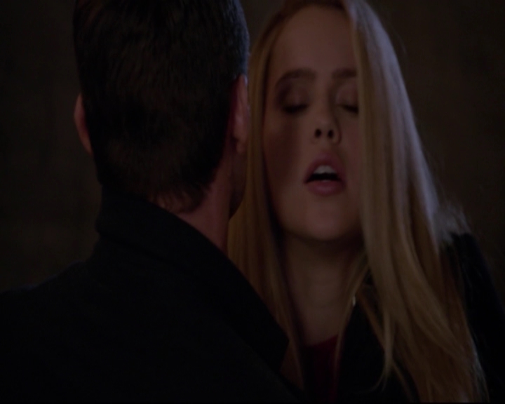 VampireDiariesWorld-dot-nl_TheOriginals_Season3GAGReel0160.jpg VampireDiariesWorld-dot-nl_TheOriginals_Season3GAGReel0160.jpg