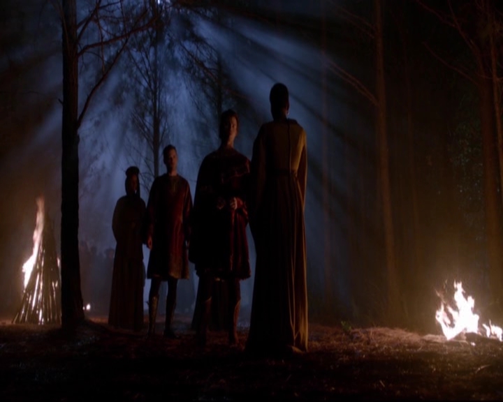 VampireDiariesWorld-dot-nl_TheOriginals_3x12DeadAngels-deletedscenes0215.jpg VampireDiariesWorld-dot-nl_TheOriginals_3x12DeadAngels-deletedscenes0215.jpg