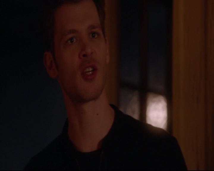 VampireDiariesWorld-dot-nl_TheOriginals_3x18TheDevilComesHereAndSighs-deletedscenes0035.jpg VampireDiariesWorld-dot-nl_TheOriginals_3x18TheDevilComesHereAndSighs-deletedscenes0035.jpg
