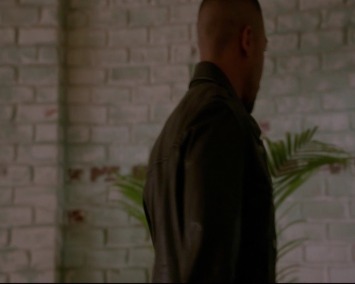 VampireDiariesWorld-dot-nl_TheOriginals_3x18TheDevilComesHereAndSighs-deletedscenes0066.jpg VampireDiariesWorld-dot-nl_TheOriginals_3x18TheDevilComesHereAndSighs-deletedscenes0066.jpg